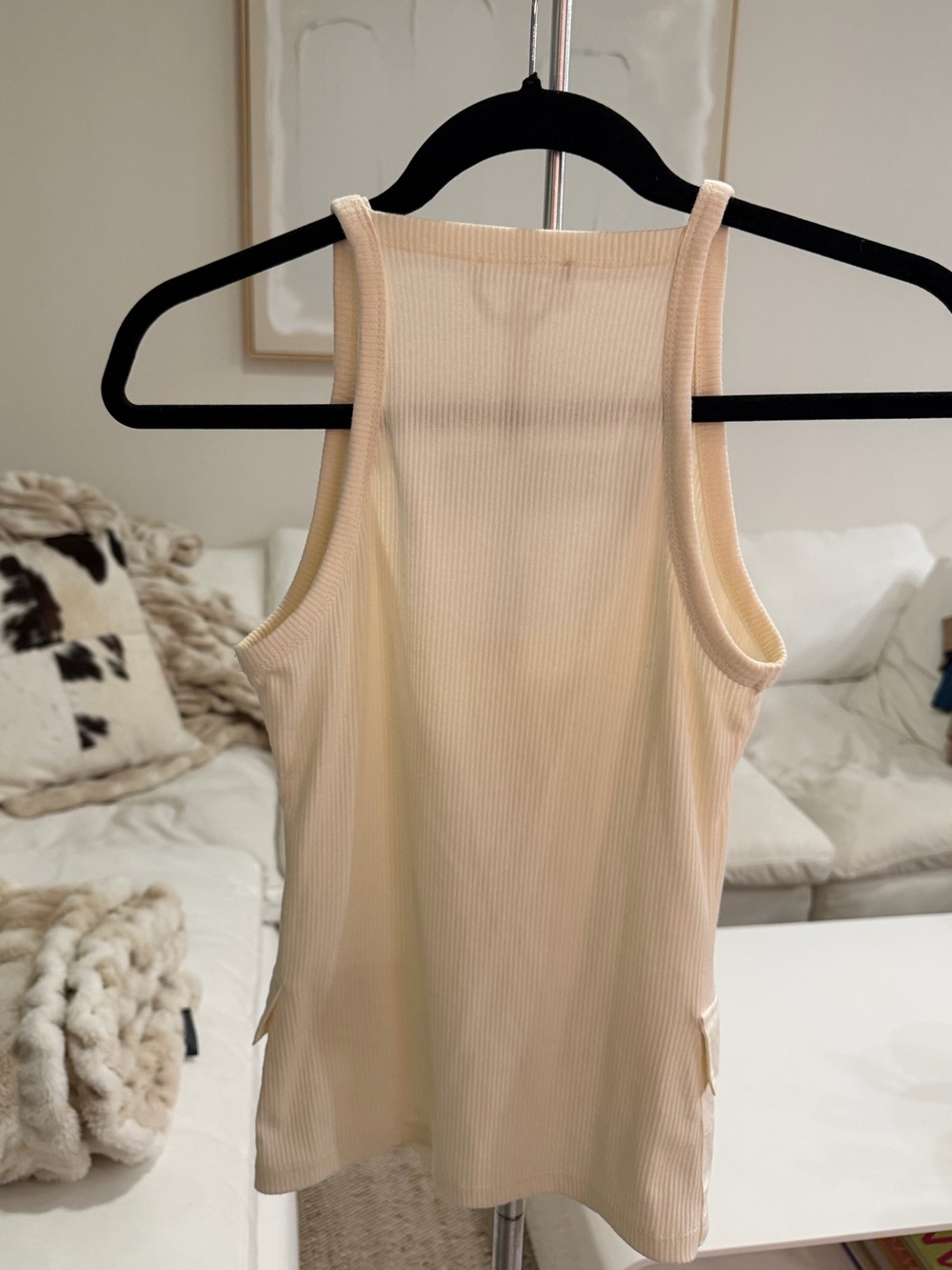 Zara Ribbed Button-Front Tank Top - Picture 3 of 3